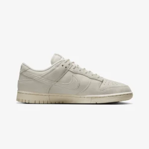 Nike Dunk Low Retro SE