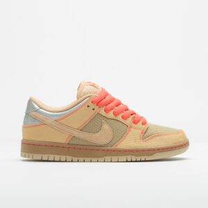 Nike SB Dunk Low Pro