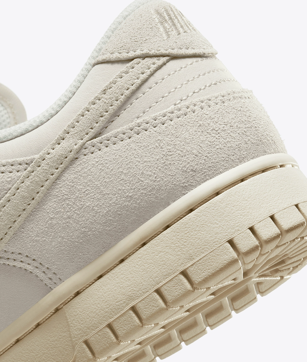 Nike Dunk Low Retro SE - Image 4